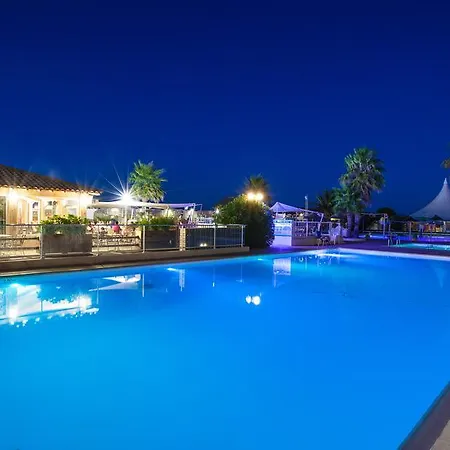 Village Club Domaine De L'espagnac Агд